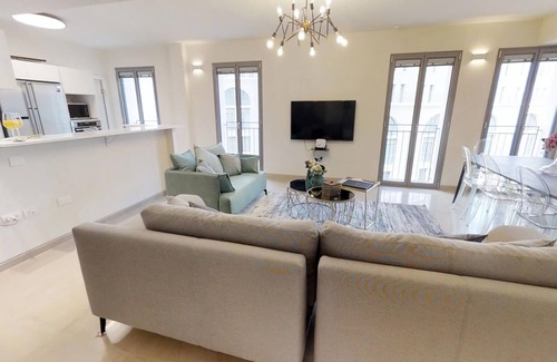 Jerusalem City Centre Apartment | ☛Mamilla Luxury & Spacious 3 bdrs✶Prime location☚