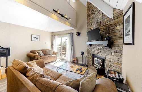 Mammoth Lakes Apartment | Mammoth View Villas 24