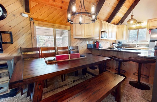 Mammoth Lakes Cabin | Mammoth View Villas - Near Hike/bike Trails!