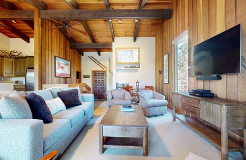 Mammoth Lakes Condo | Mammoth West 140 Pet-Friendly Updated Condo, Just A Short Walk to Canyon Lodge by RedAwning