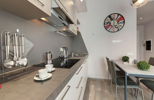 Santa Croce Apartment | Mamo Florence - Dante & Virgilio Apartments