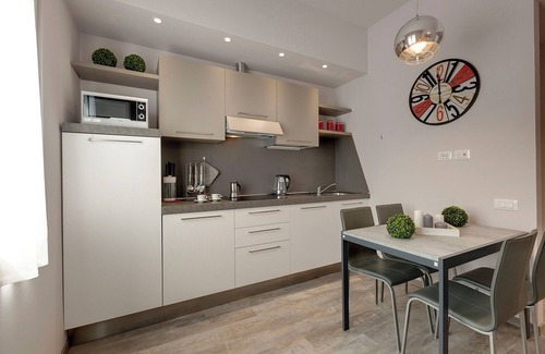 Santa Croce Apartment | Mamo Florence - Dante & Virgilio Apartments