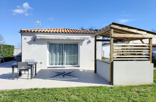 Vaux-sur-Mer Apartment | Manava