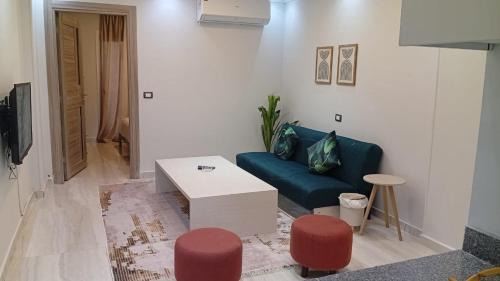 Al Alamayn Apartment | Manazil hospitality - Open View 1BR in Porto Golf Marina - 704