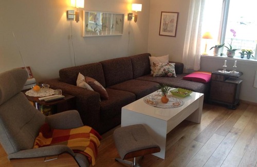 Mandal House | Mandal Privat Romutleie