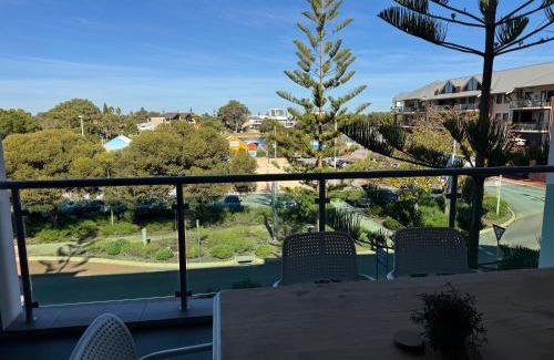 Mandurah Apartment | Mandurah Marina Serenity