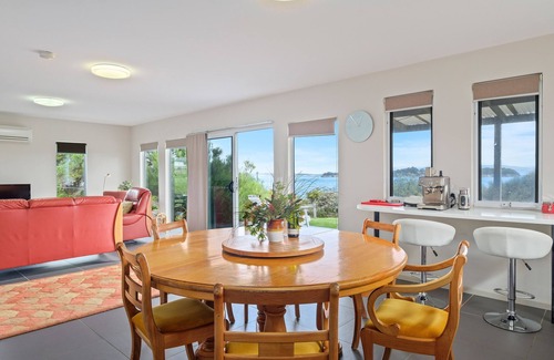 Alonnah House | Manfield Seaside Bruny Island