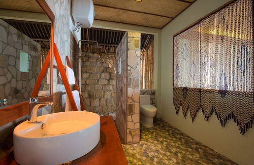 Ham Ninh Hotel | Mango Beach Resort