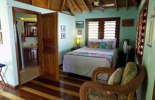 Roatan Resort | Mango Creek Resort