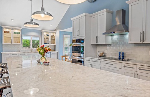 Tequesta House | Mangrove Cove - Waterfront on the Lox! Heated Pool, Putt-Putt, Kayaks