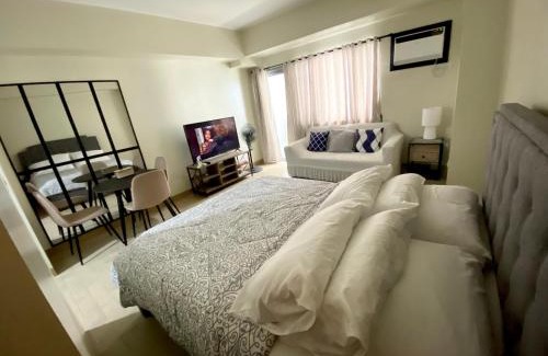 Socorro Apartment | Manhattan Plaza Tower 1, Araneta City Cubao, Quezon City, Metro Manila