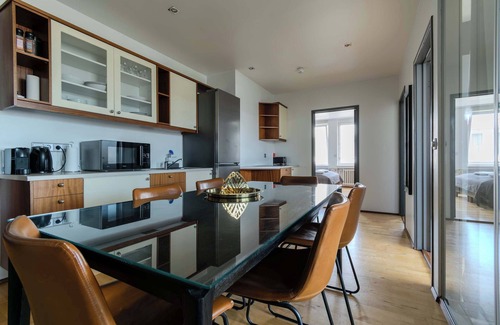 Downtown Apartment | Mani Apartments - Three Bedroom Apartment