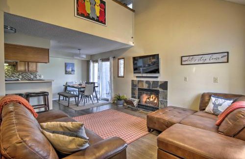 Manitou Springs Apartment | Manitou Springs Escape with AandC and Private Deck!