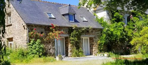 Saint-Clet House | Manoir de Kerguezennec Holiday Home