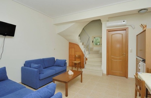 Lefktron Apartment | Manoleas Villas - Apartment 4