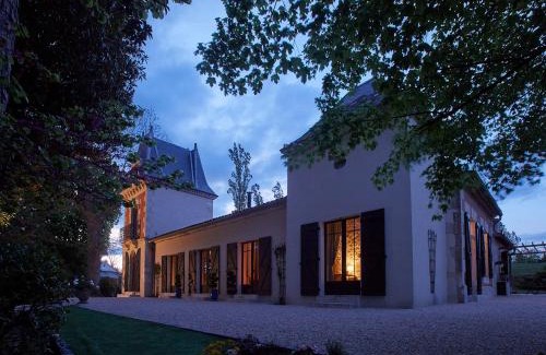 Mezin House | Manor House La Tour d'Armène