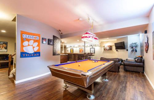 Severna Park House | Manor in the Park - Annapolis