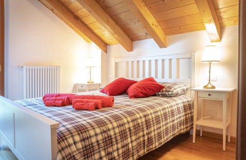 Villaggio al Pino Apartment | Mansarda Villa Adele