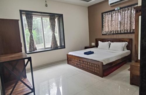 Lonavala Hotel | Mansarovar Bungalows