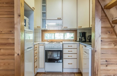 Pyhasalmi House | Mansikkaranta 1 by Interhome