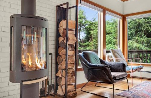Neahkahnie Beach Apartment | Manzanita Beach Ocean View Cabin Pet Friendly