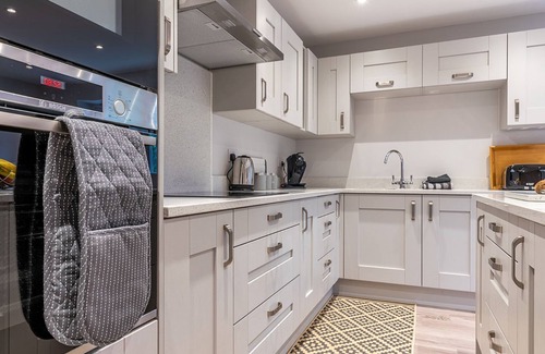 Ebrington Cottage | Maple House - sleeps 9 guests in 5 bedrooms