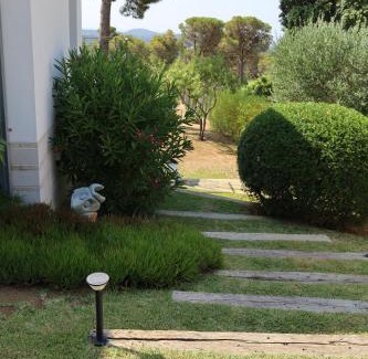 Vall-Llobrega Apartment | Mar y Emma