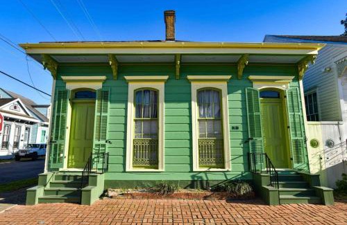Seventh Ward House | Marais Victorian - Steps to French Qtr