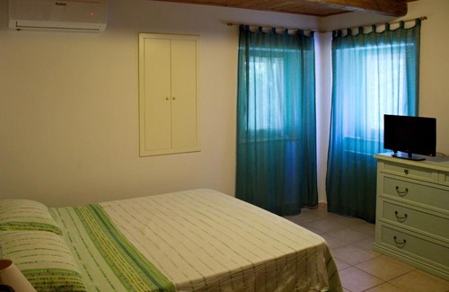 Monte Vidon Combatte Apartment | Marche holiday home