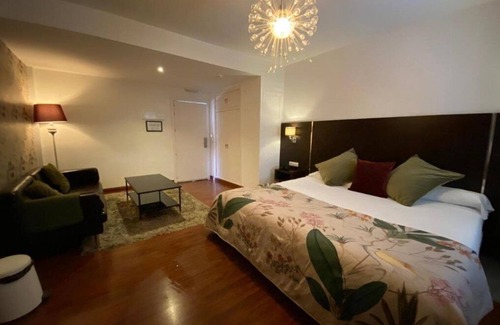 Dos Hermanas Hotel | Mare Hotel