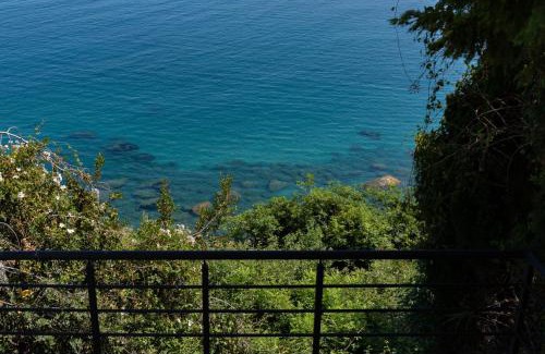 Cefalu Villa | Maree Villas