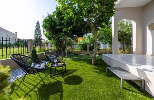 Mytikas House | Marelia Garden House