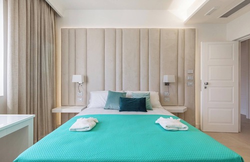 Torre Lapillo House | Marelux Suite Premium