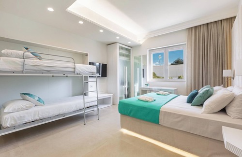 Torre Lapillo House | Marelux Suite Premium