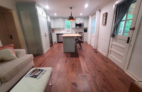 Counce House | Margarita's Villan3 Bd 2 Bath W/Boat Dock!