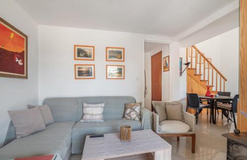 Mazarakata House | Marias Charming Mezonet