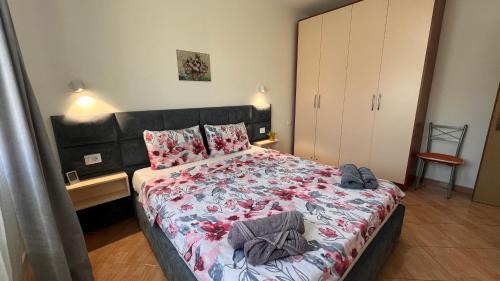 Shkembi i Kavajes Apartment | Marina Apartment