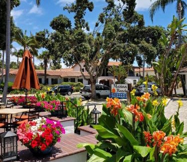 West Beach Hotel | Marina Beach Motel