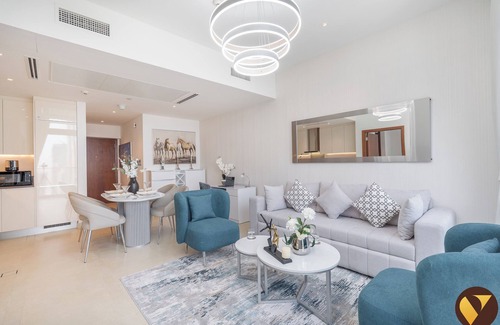 Dubai Marina Apartment | Marina Gate Pool view with balcony Beach
