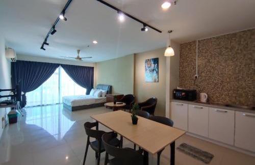 Lumut Apartment | Marina Island Lumut HomeHotel