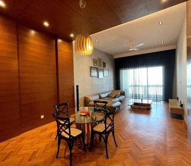 Seri Tanjung Pinang Apartment | Marina Suite with Seafront Sunrise View