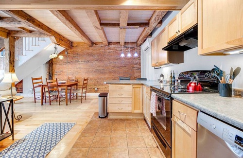 Belfast Apartment | Mariner's Loft on Main St - Right Downtown!