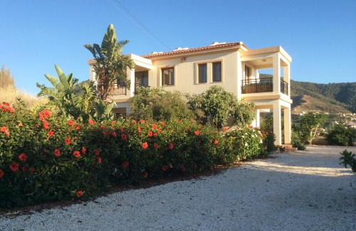 Pomos Apartment | Maritsa's Roses Apartments
