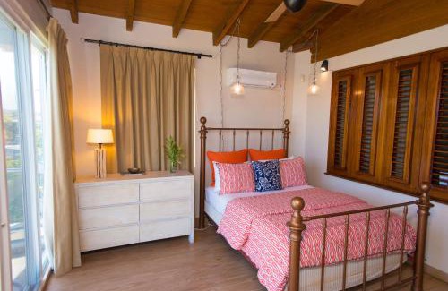 Lance aux Epines Villa | Marks Reef