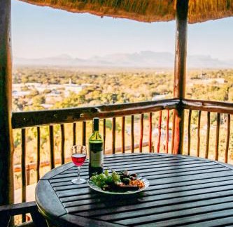 Thabazimbi Cabin | Maroela Guest Lodge