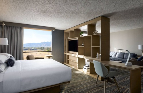 Biggs Field Hotel | Marriott El Paso
