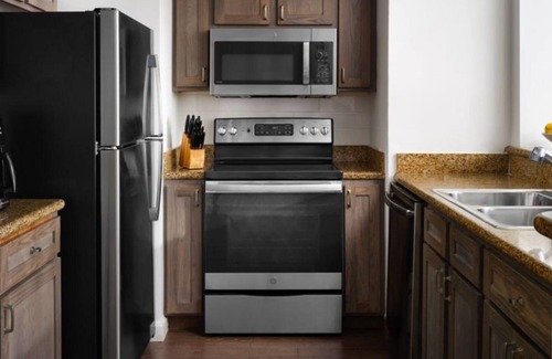 Palm Beach Shores Resort | Marriott's Ocean Pointe 2 Bedroom Ocean Side