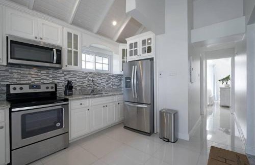 St.Bran's Burg Apartment | Marriott SeaCastles F32, Montego Bay