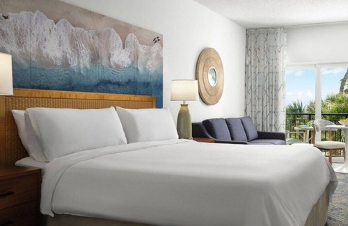 Palm Beach Shores Hotel | Marriotts Ocean Pointe - Stunning Studio