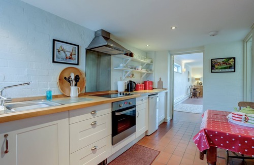 Irstead Apartment | Martin's Nest | Winterton Cottages